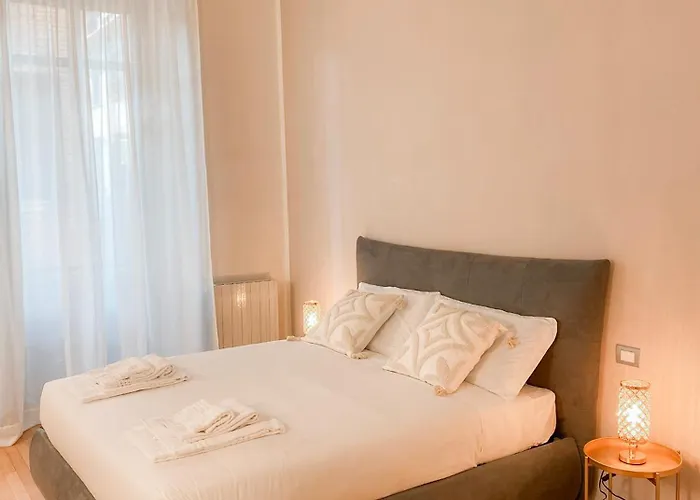 Ponte Pietra Lovely In アパート *